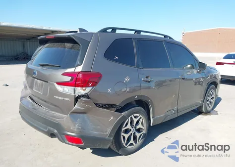 2023 Subaru Forester Premium z USA, uszkodzony, nr VIN JF2SKADC1PH454154